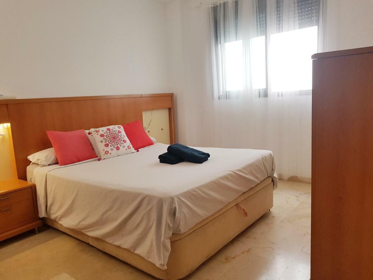 Bel Appartement Au Centre Ville Et De La Plage Ceuta Esterno foto