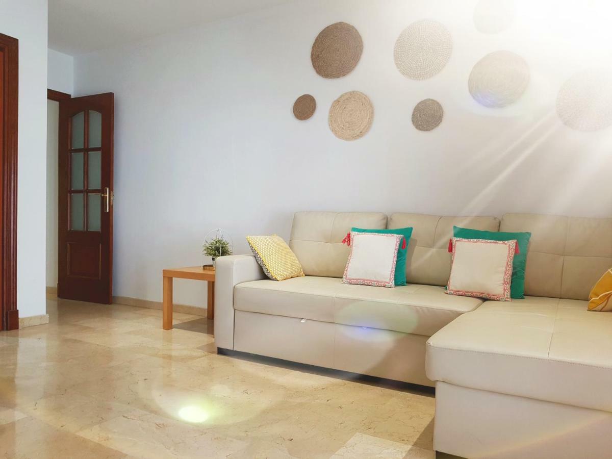 Bel Appartement Au Centre Ville Et De La Plage Ceuta Esterno foto